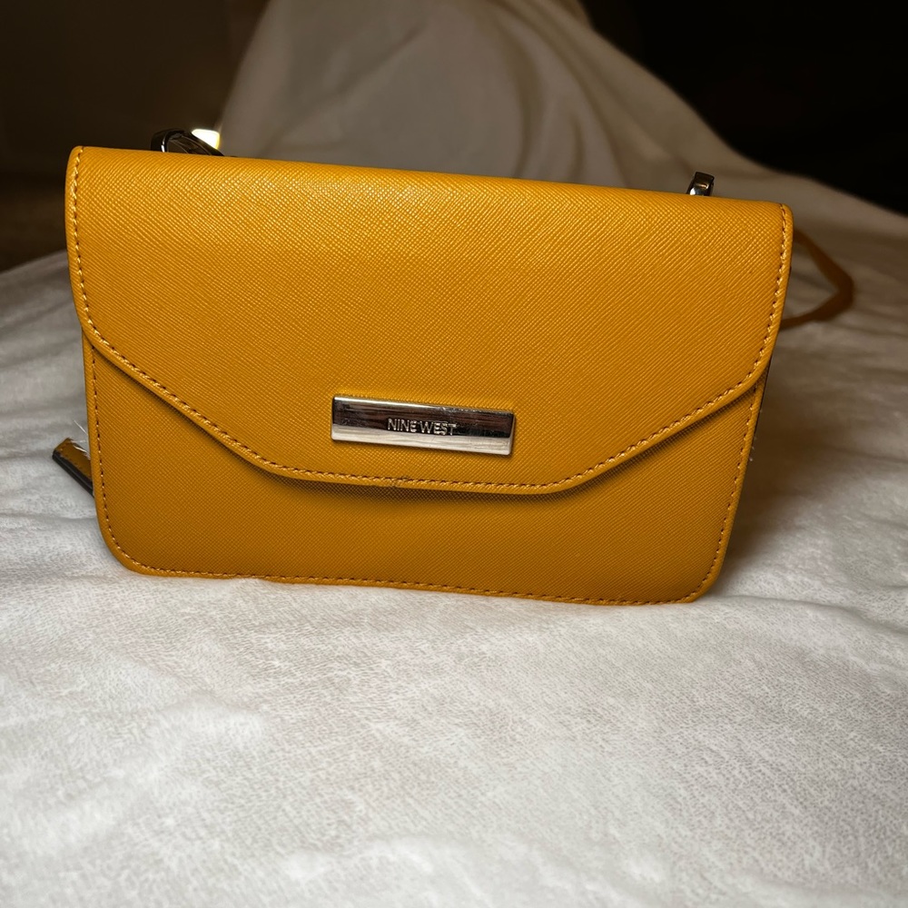 Nine West mustard yellow wallet crossbody bag